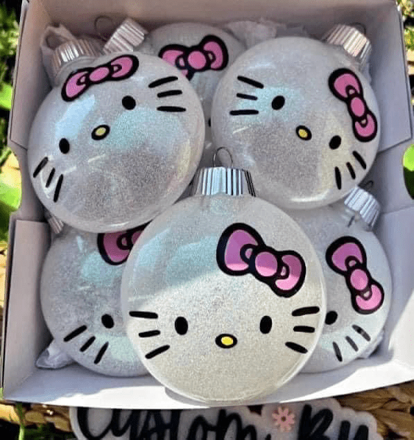 PaqueteHello Kitty 6 esferas de 8cm