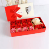 Caja rosas y oso moÃ±o