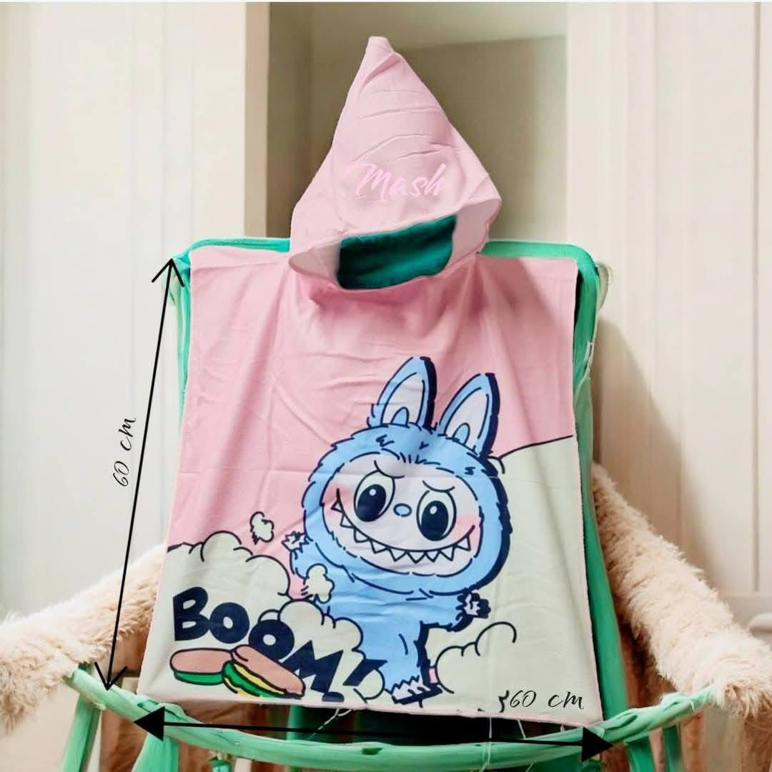 Salida de baÃ±o con capucha LaBubu